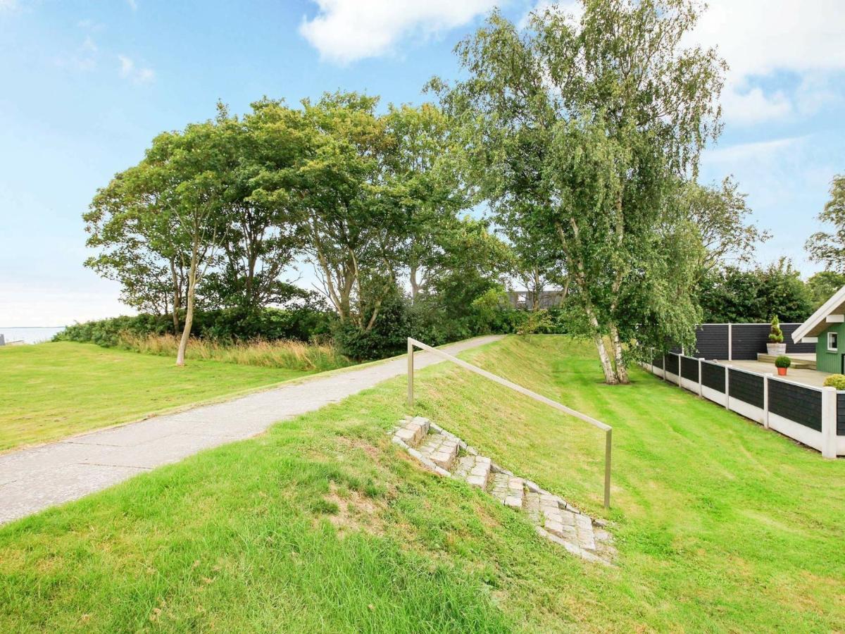 6 Person Holiday Home In Otterup Extérieur photo