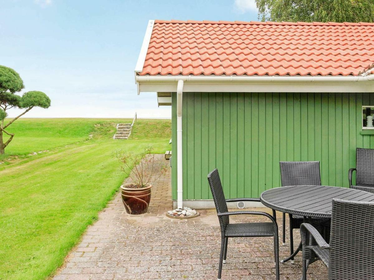 6 Person Holiday Home In Otterup Extérieur photo