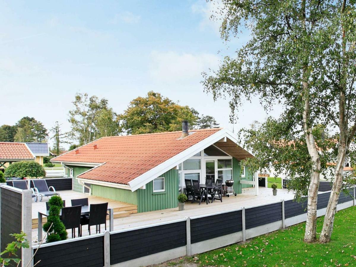 6 Person Holiday Home In Otterup Extérieur photo